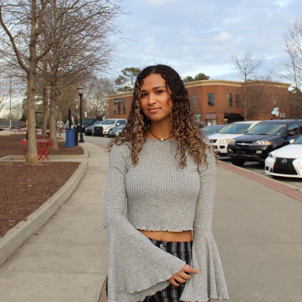 UO cropped flair sleeve top